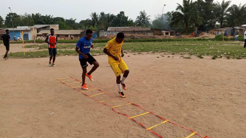 0-3840x2174-0-0-{}-0-24#