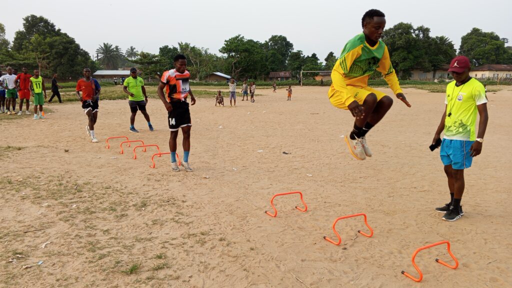 0-3840x2174-0-0-{}-0-24#