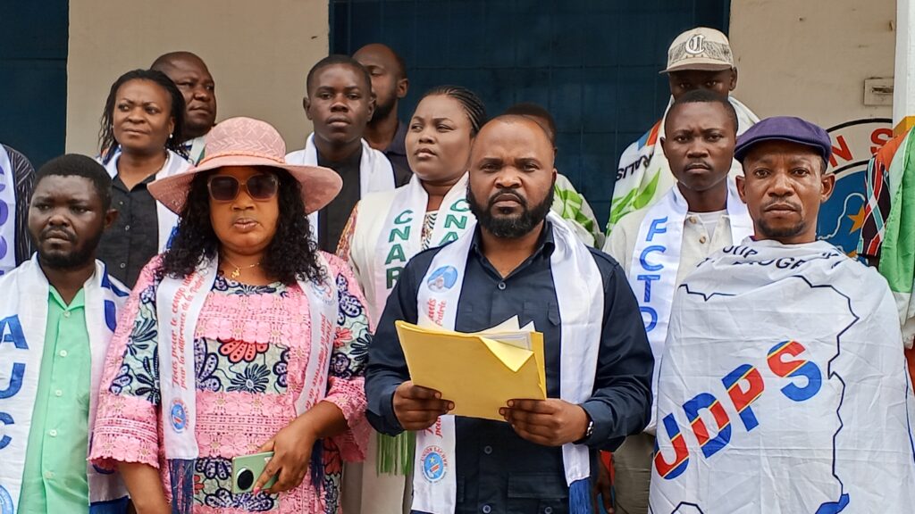 0-3840x2174-0-0-{}-0-24#