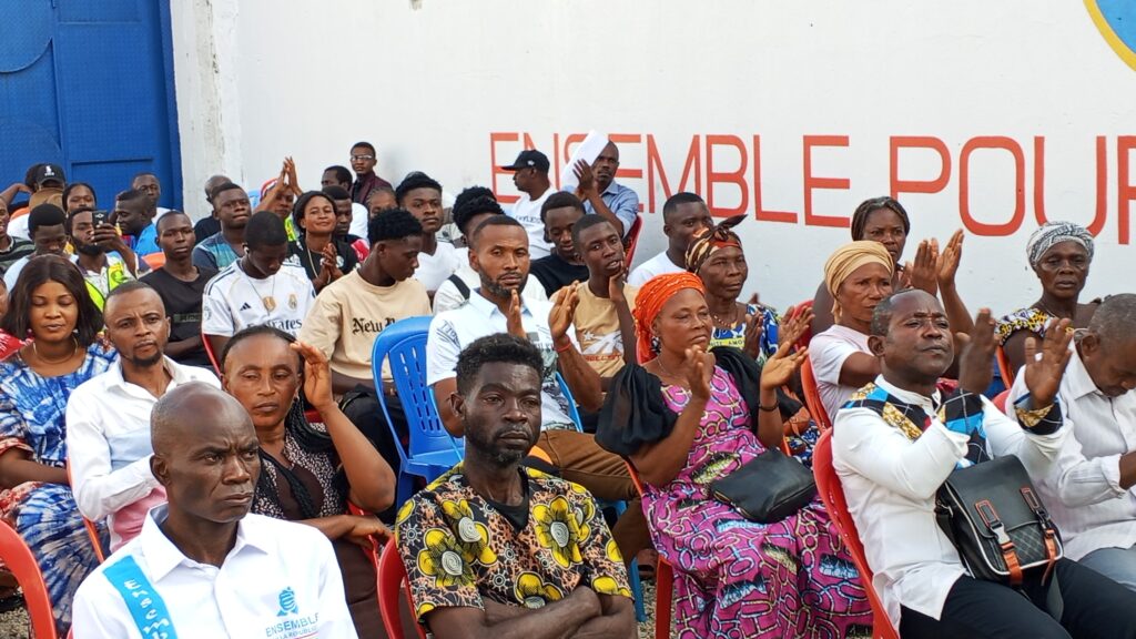 0-3840x2174-0-0-{}-0-24#