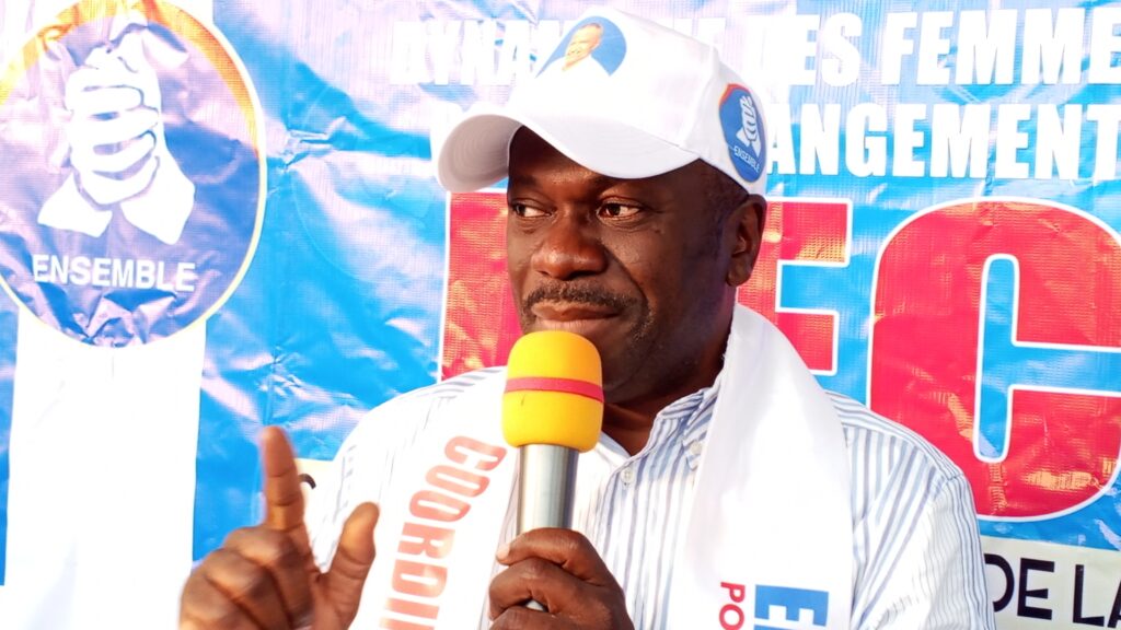 0-3840x2174-0-0-{}-0-24#