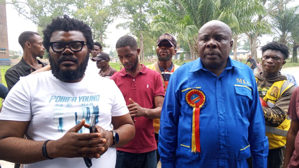 0-3840x2174-0-0-{}-0-24#