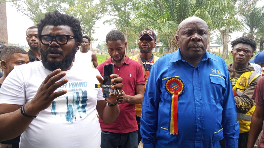 0-3840x2174-0-0-{}-0-24#