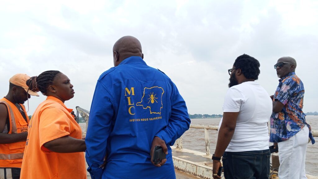 0-3840x2174-0-0-{}-0-24#