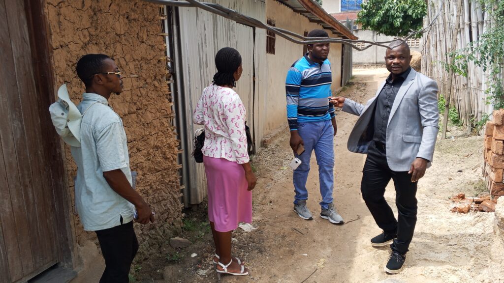 0-3840x2174-0-0-{}-0-24#